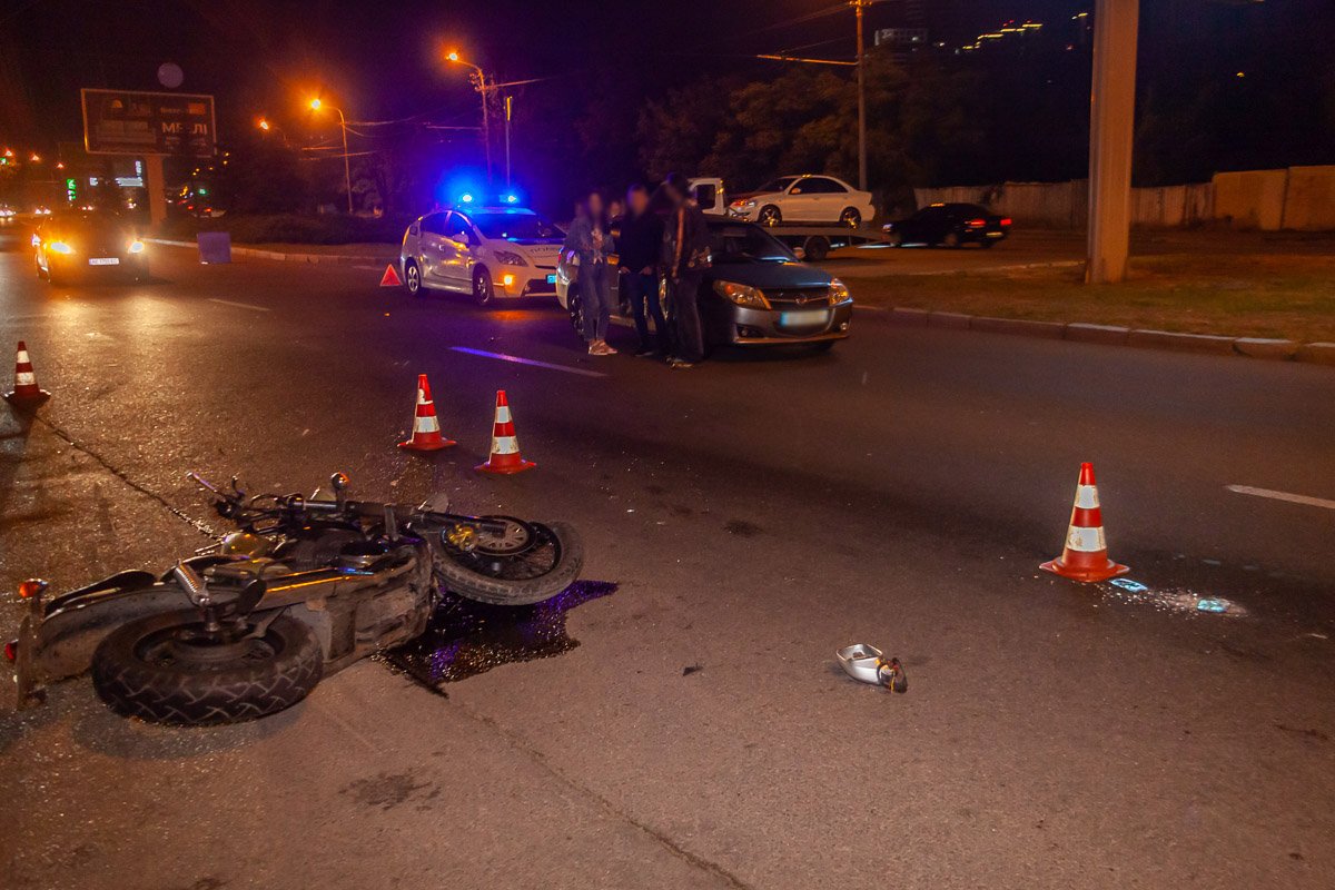 На набережной случилось ДТП На набережной случилось ДТП