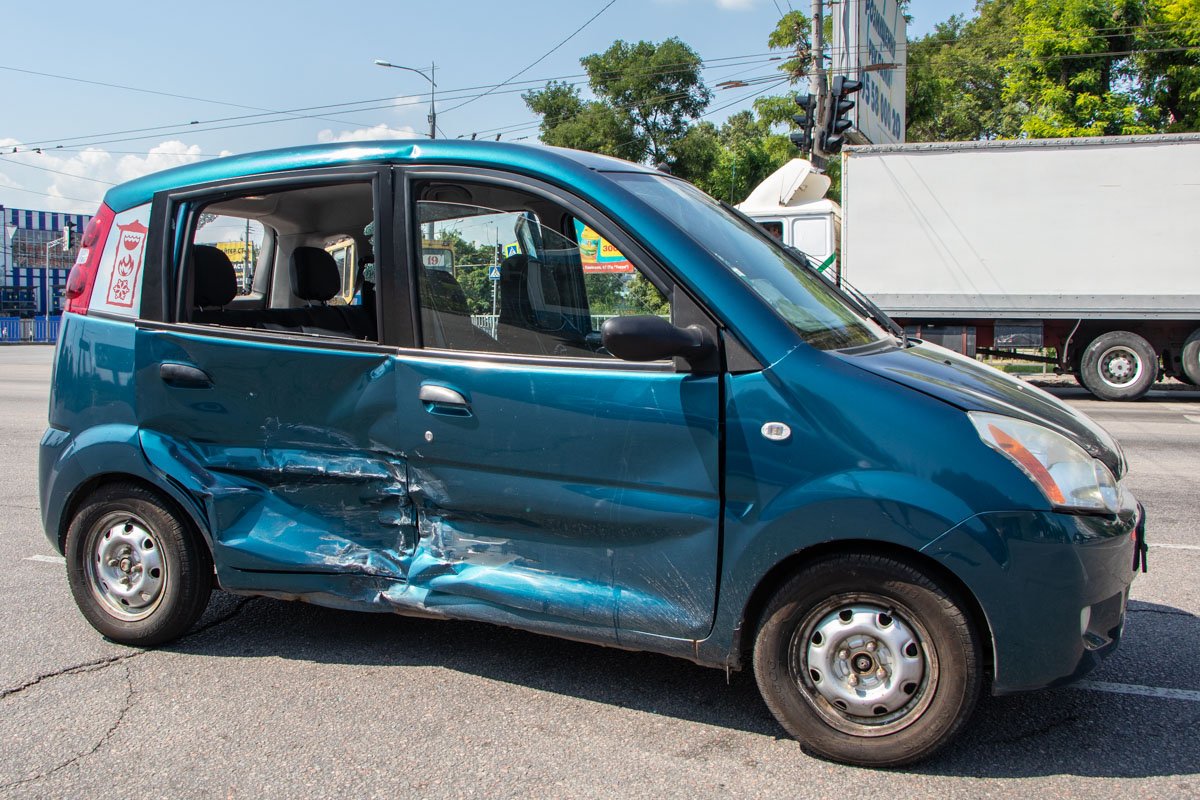 В аварии пострадали четыре человека, двое из них -дети В аварии пострадали четыре человека, двое из них -дети