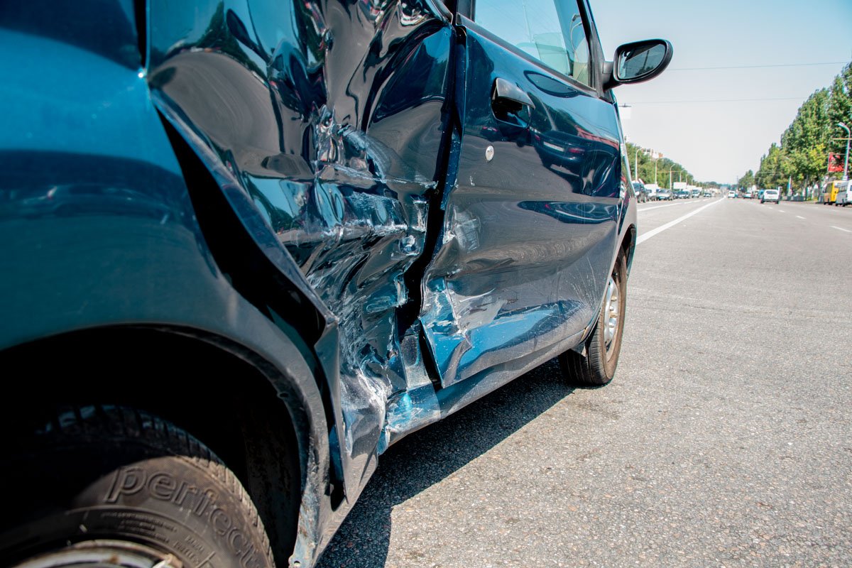 Changhe Idea ехал по Запорожскому шоссе Changhe Idea ехал по Запорожскому шоссе