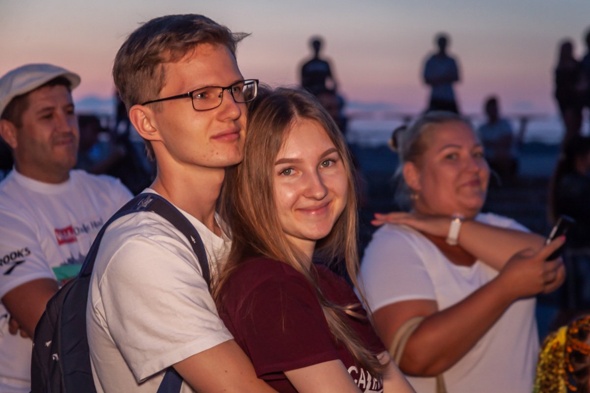 В Днепре прошел масштабный концерт «Землю оставьте детям!» 18