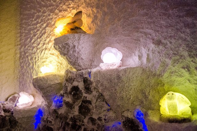 _1_147435370098836-2854