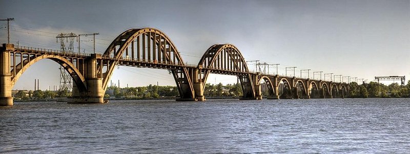 В Днепре были «заминированы» 3 моста