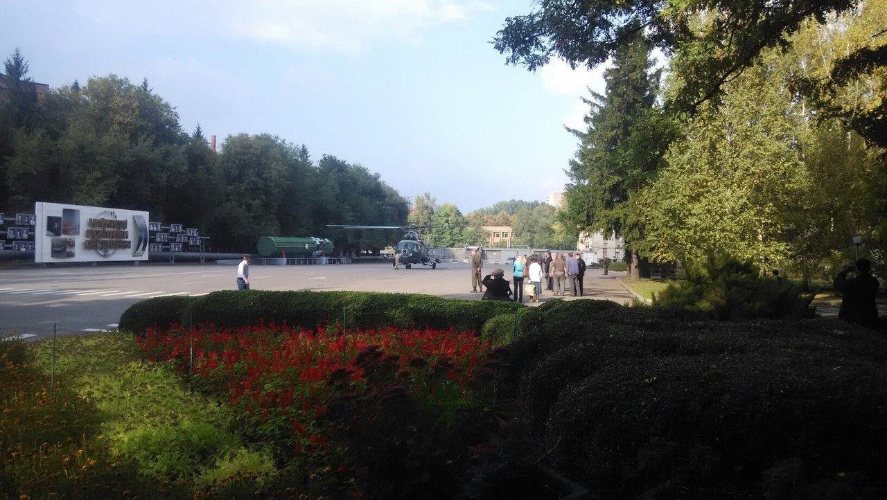 14600517_10210729210091223_472652272_o