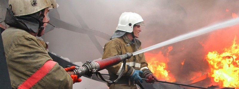 Пожар возле ТЦ "Дафи": подробности (ФОТО, ВИДЕО)