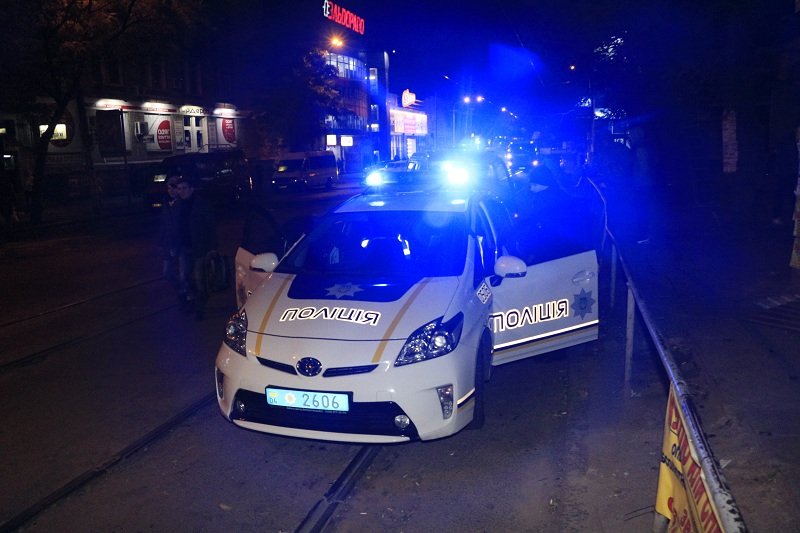 Снос ларьков на Старомостовой (Островского) площадь 3