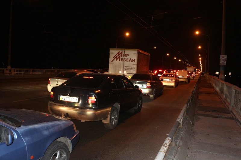 Столкновение, Новый Мост