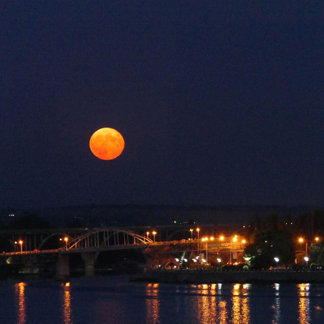 Полнолуние. Фото: otherplanetone Полнолуние. Фото: otherplanetone