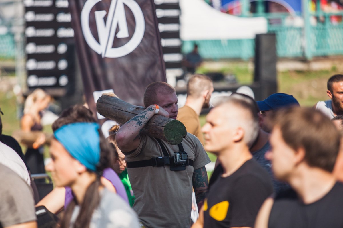 Мужчины и женщины сражались практически в равных правах