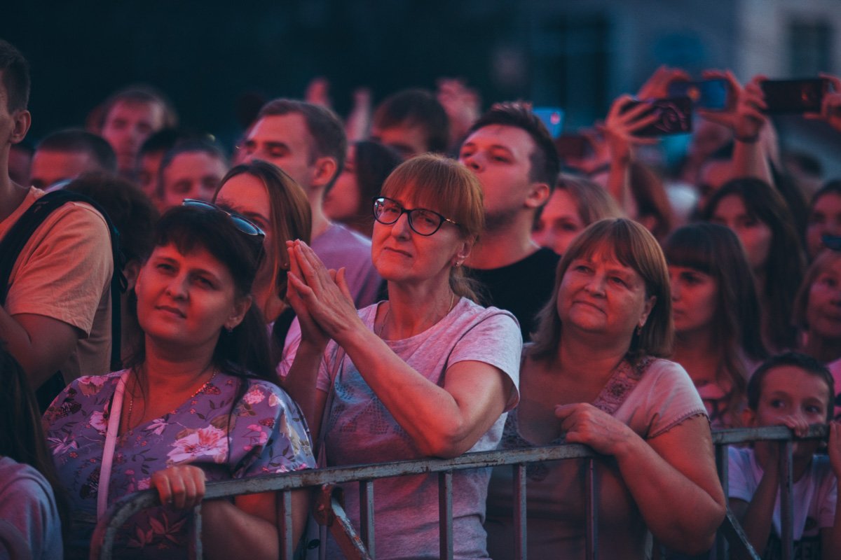 Все пришли послушать