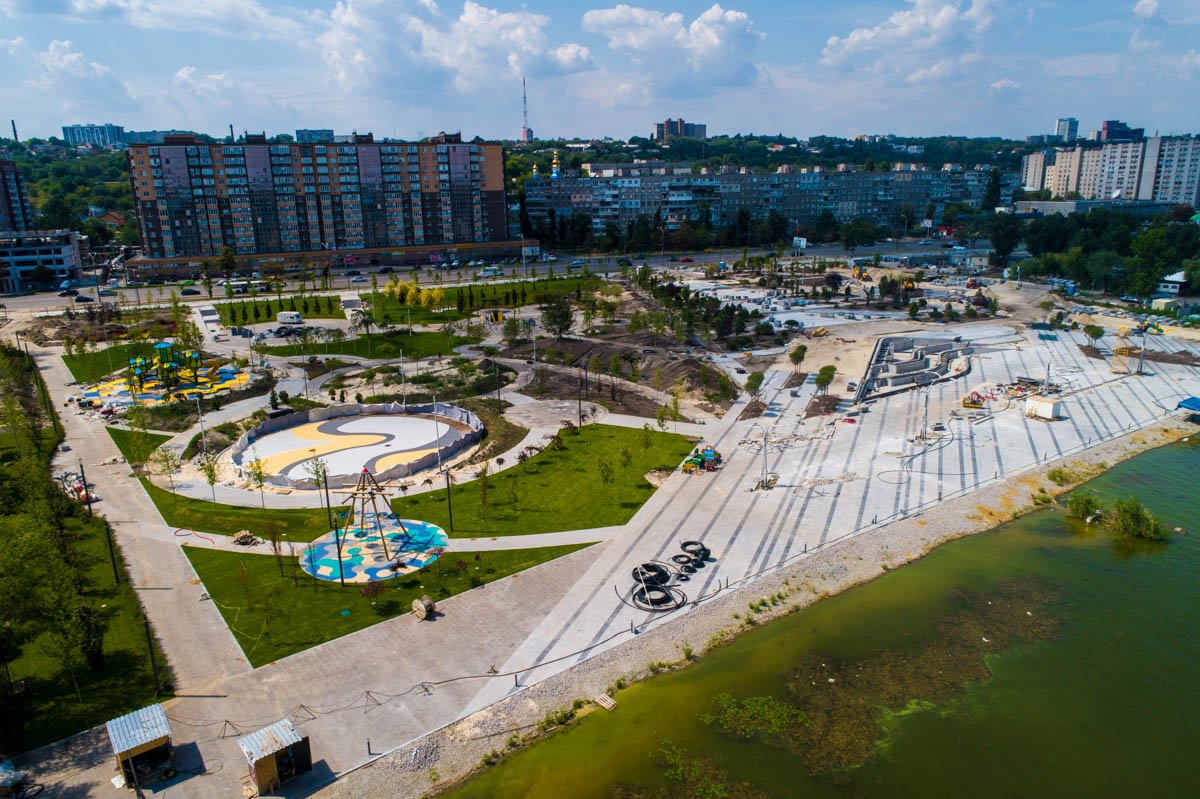 Сверху все еще более сказочно Сверху все еще более сказочно
