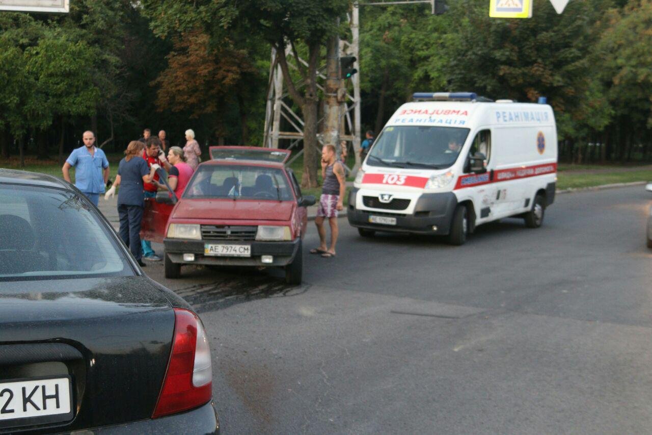 Ее госпитализировали в больницу № 16 Ее госпитализировали в больницу № 16