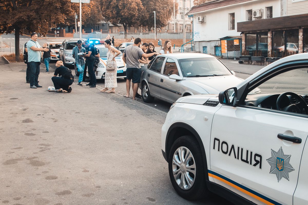 На место вызвали следственно-оперативную группу На место вызвали следственно-оперативную группу
