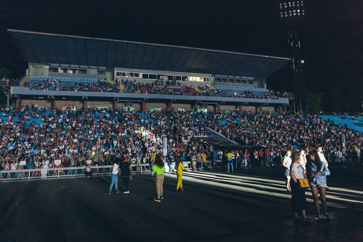 Очередной стадион на счету певца