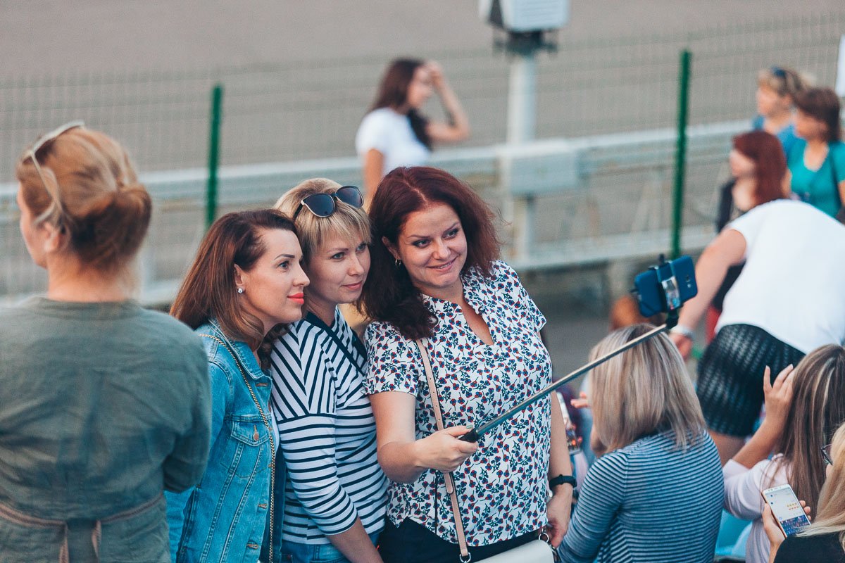 Фото с подругами на память Фото с подругами на память