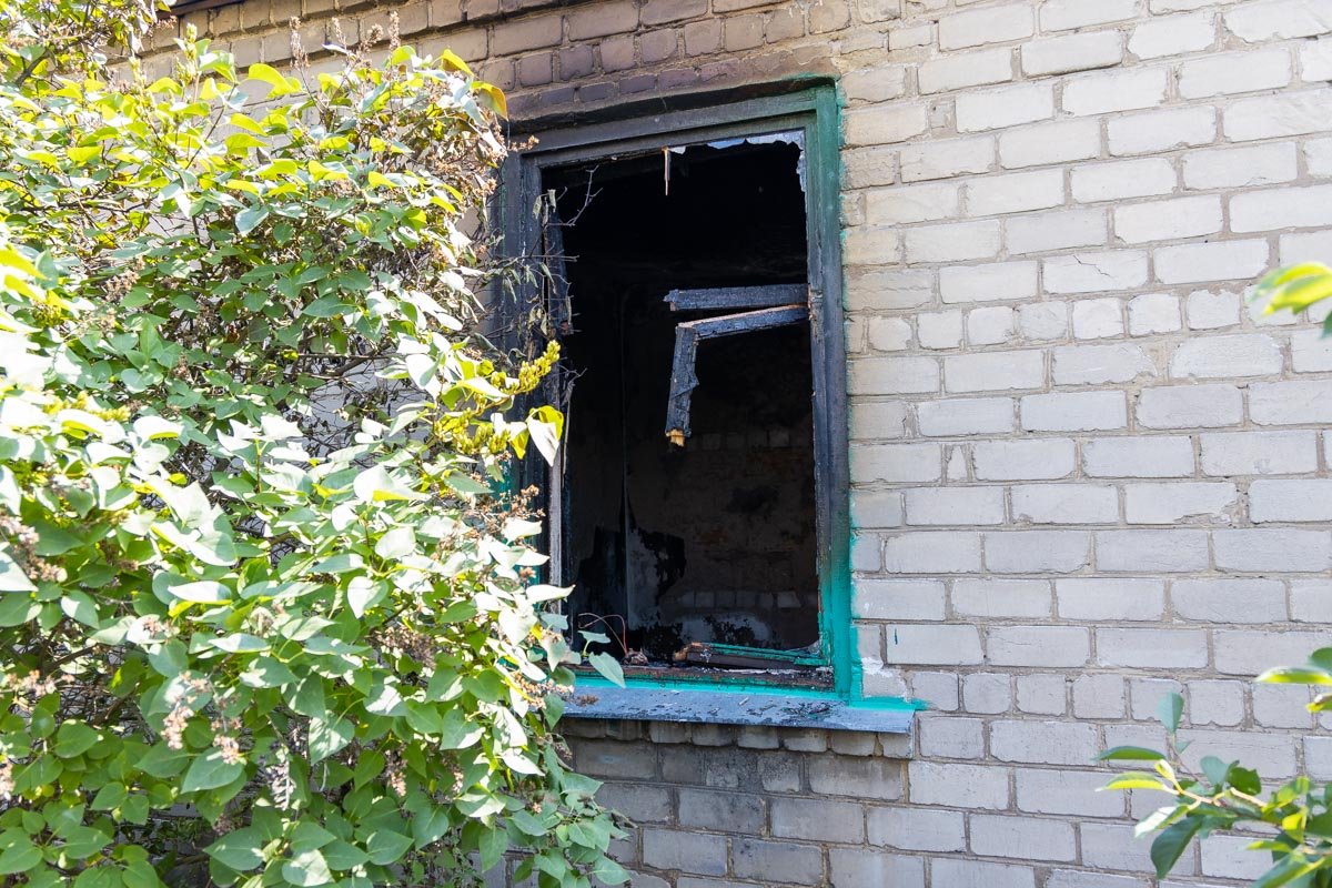 Хозяин жилья забрал уцелевшие вещи и куда-то исчез Хозяин жилья забрал уцелевшие вещи и куда-то исчез