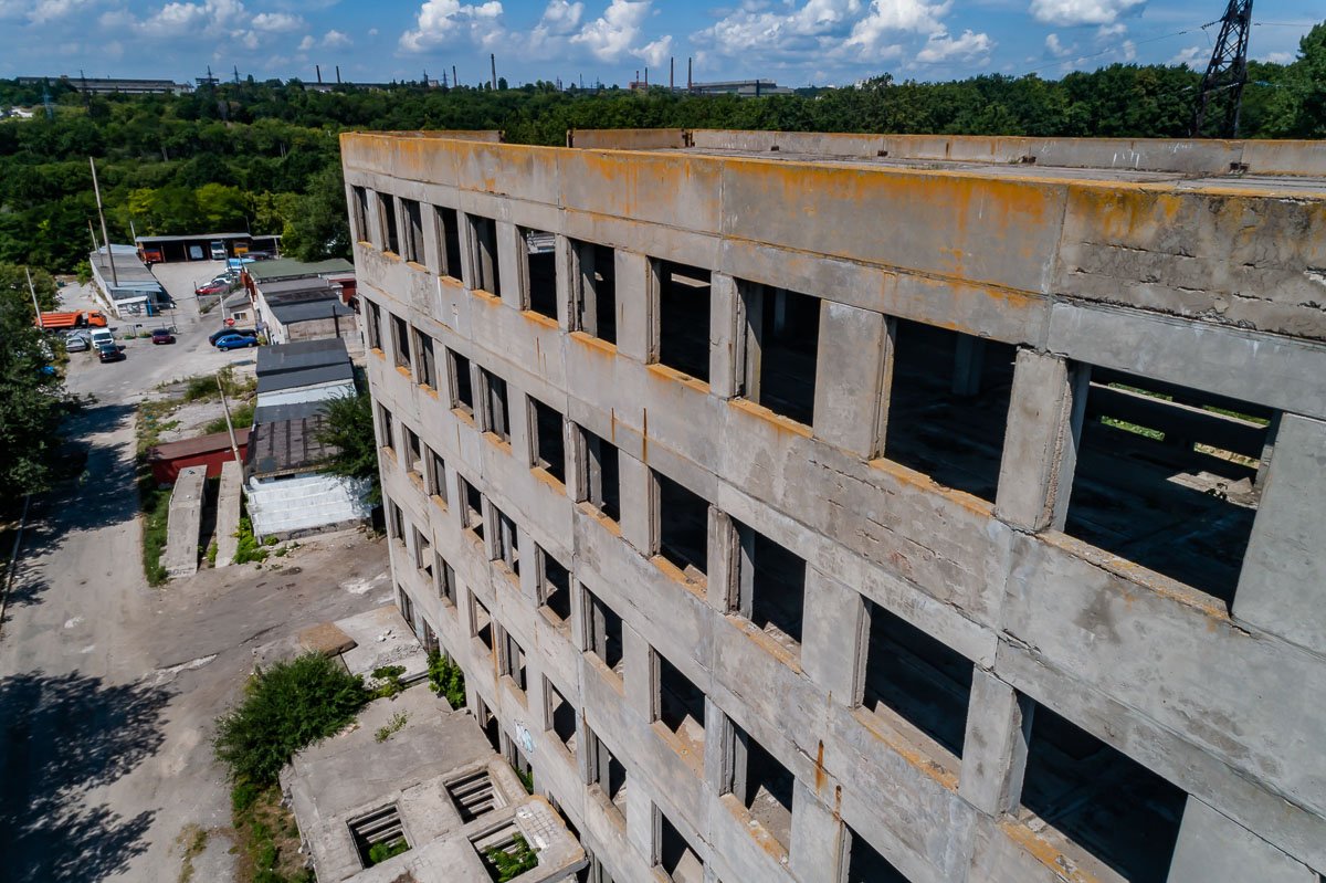 Изначально там планировали строить АТС