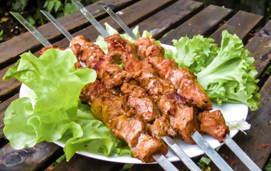 Простые и вкусные рецепты: как приготовить шашлык в духовке 1