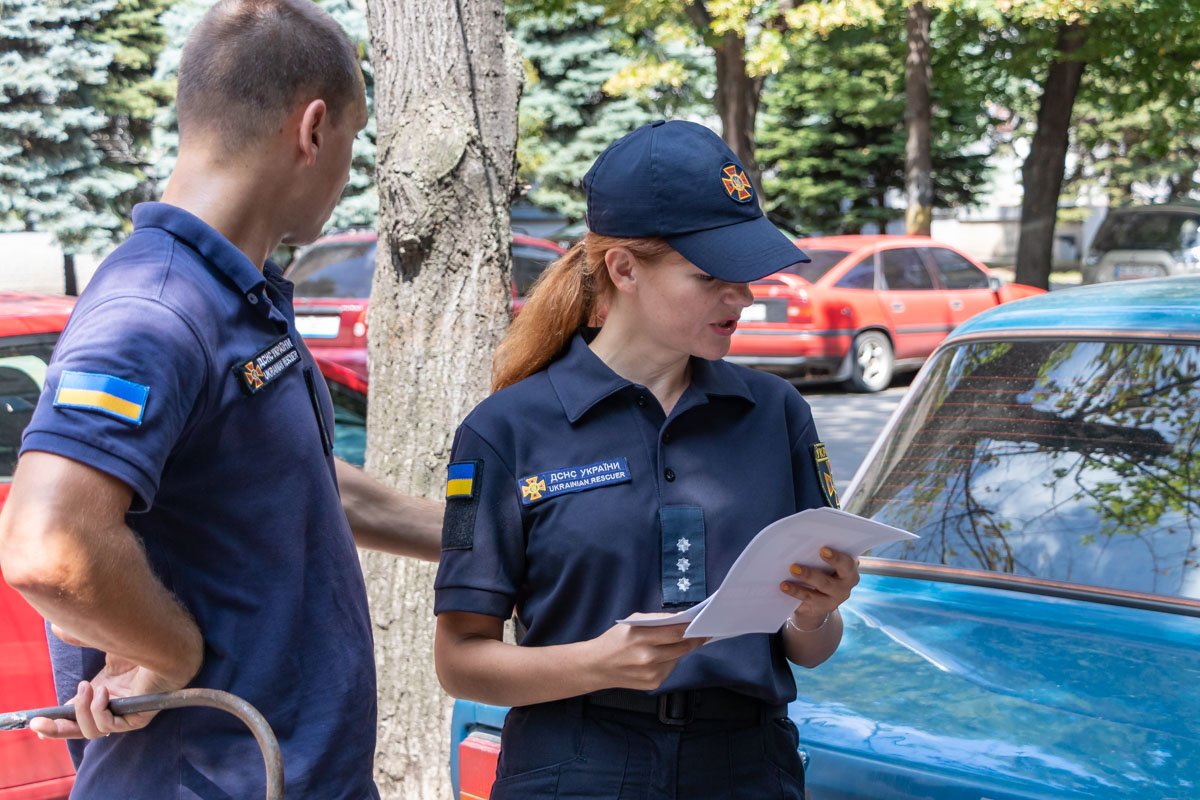 Пожар развивается очень быстро.