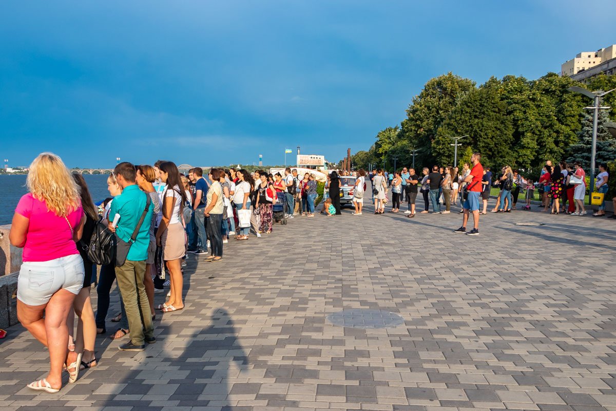 Общественный транспорт теперь курсирует в объезд — по Амурскому и Кайдакскому мостам Общественный транспорт теперь курсирует в объезд — по Амурскому и Кайдакскому мостам