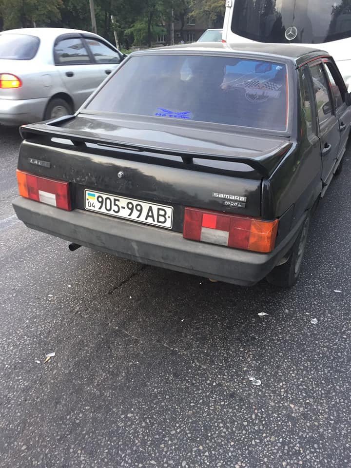 Полиция разыскивает черный ВАЗ-21099