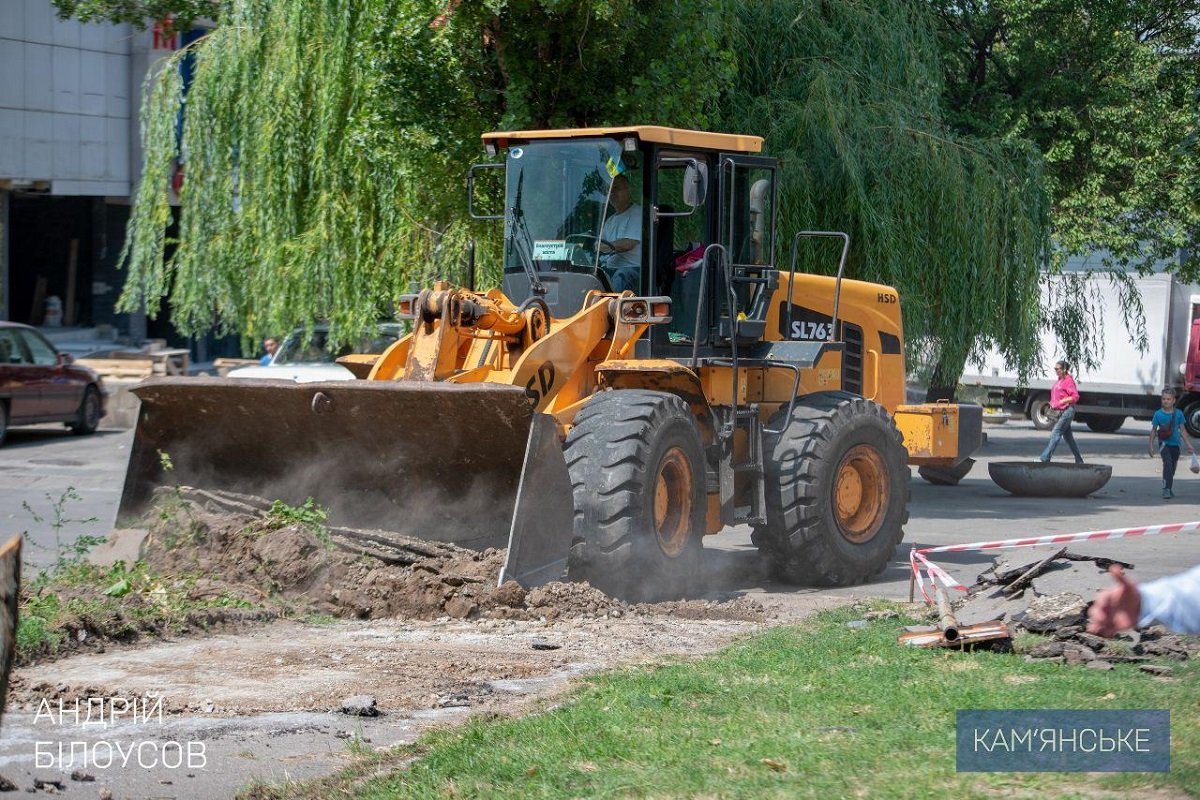 В Каменском приступили к строительству сквера на жилмассиве Черемушки 3