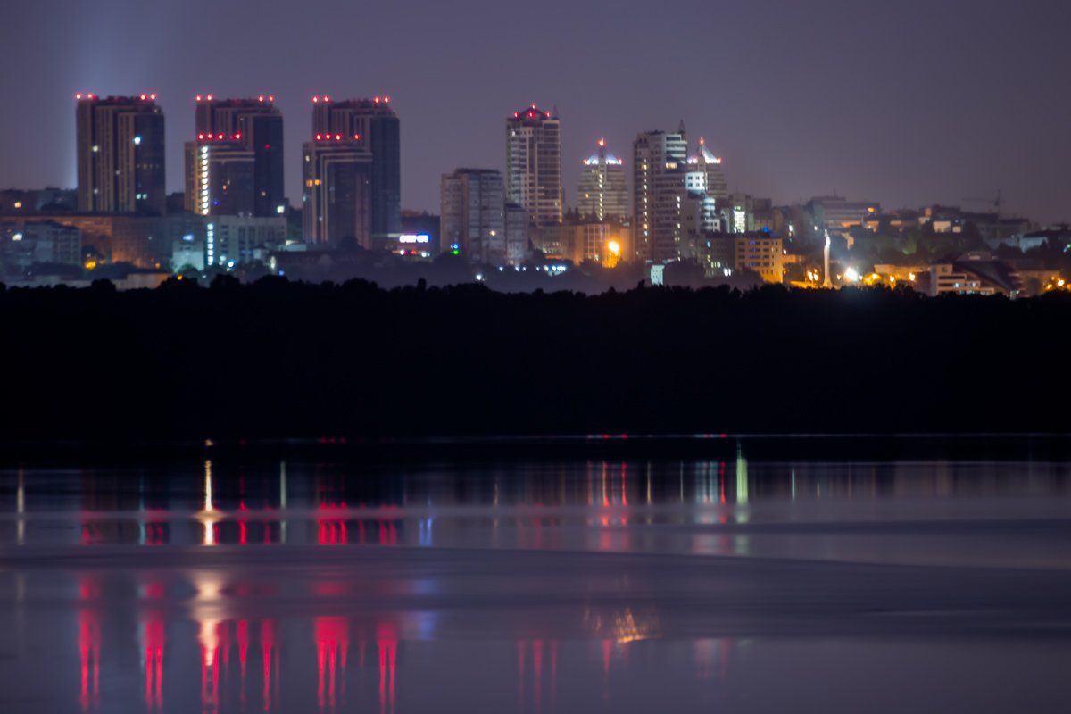 Город, который не умеет спать Город, который не умеет спать