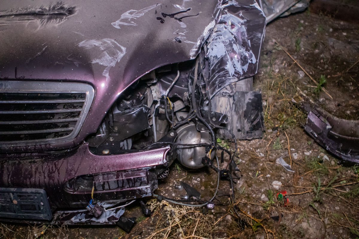 Авария произошла около 2:00 Авария произошла около 2:00