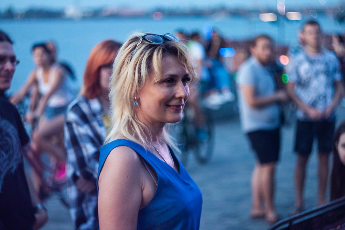 Рок-концерт привлек внимание жителей Днепра Рок-концерт привлек внимание жителей Днепра