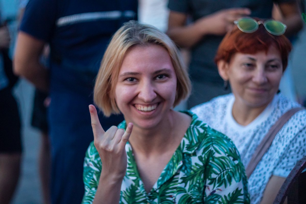 Музыканты порадовали зрителей качественным роком Музыканты порадовали зрителей качественным роком