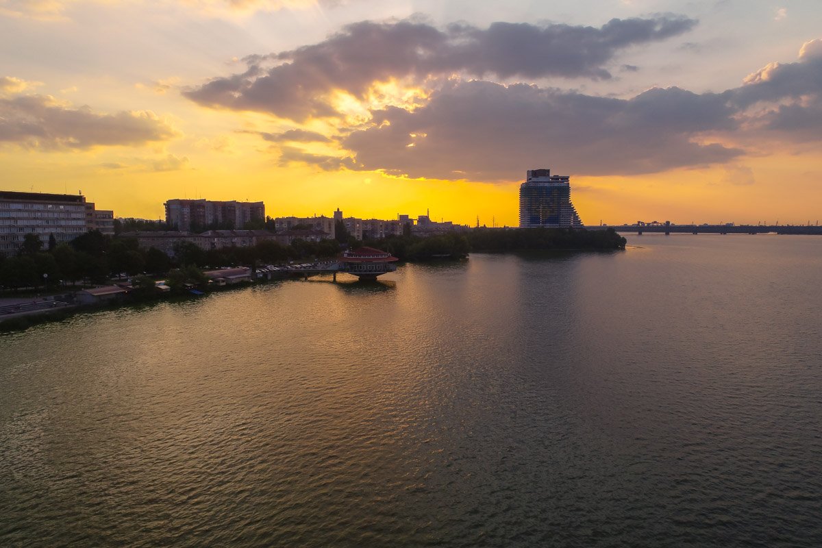 Днепр, ты волшебный Днепр, ты волшебный