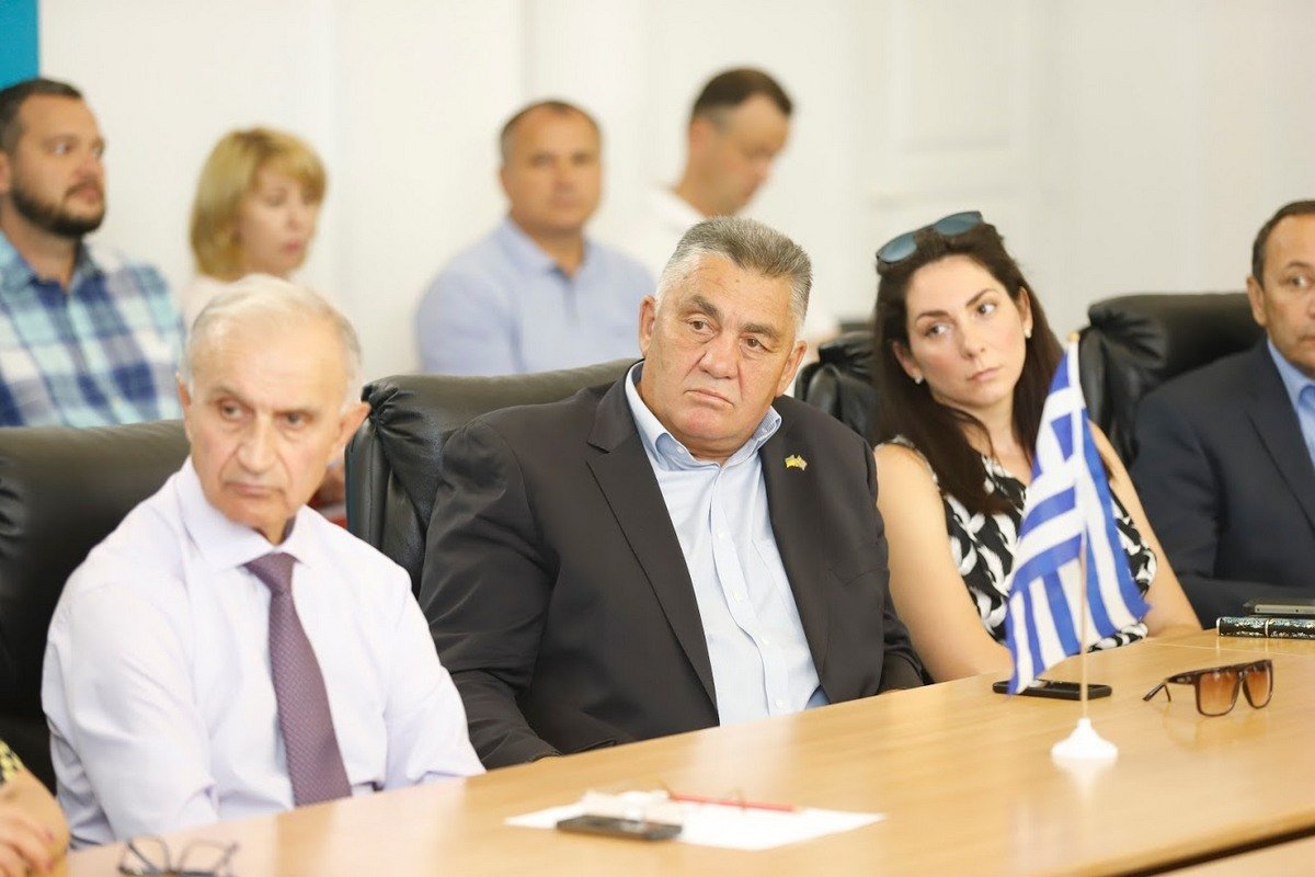 Представители национальных общин пообещали как можно скорее назначить уполномоченных, которые будут представлять их интересы в мэрии 