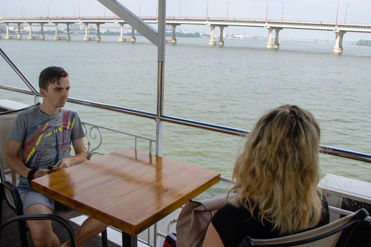 Поездка на катере в разы приятнее, чем на маршрутках Поездка на катере в разы приятнее, чем на маршрутках