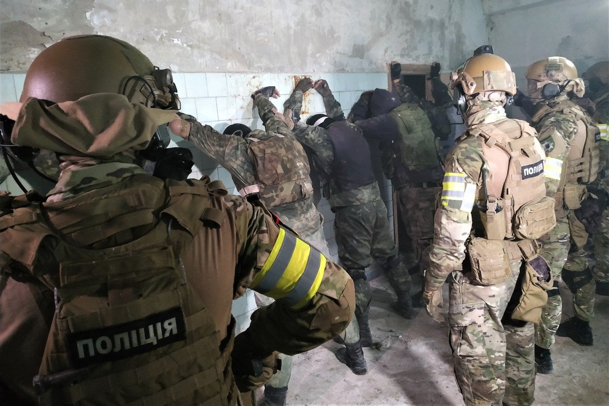 Прекращали массовые беспорядки Прекращали массовые беспорядки