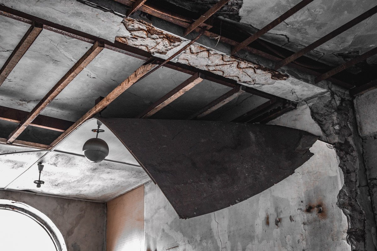 Внутрь лучше не соваться Внутрь лучше не соваться