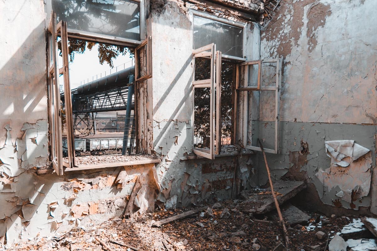 Слышите запах железной дороги? Слышите запах железной дороги?