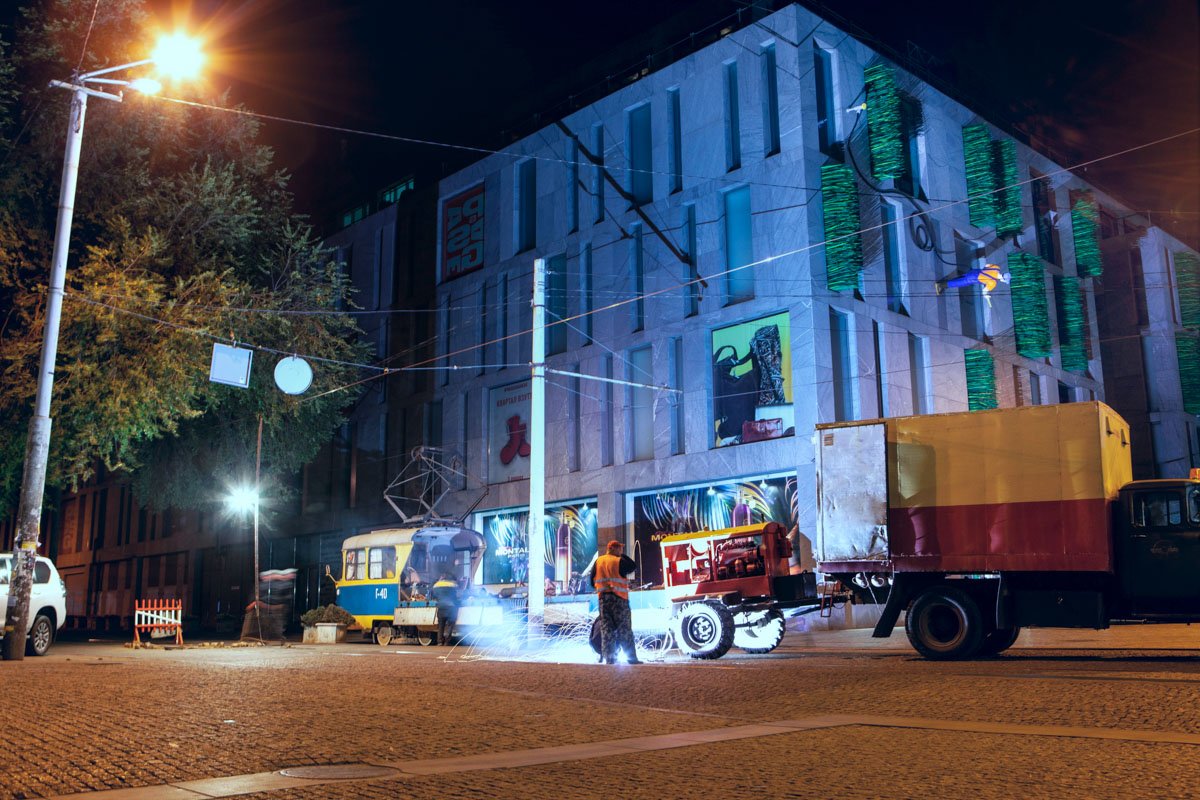 Работают только коммунальные службы Работают только коммунальные службы