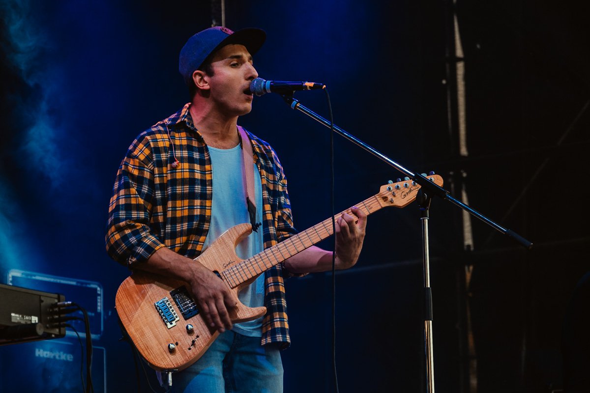 2 августа в Днепре на Монастырском острове стартовал международный музыкальный фестиваль «БеzViz»