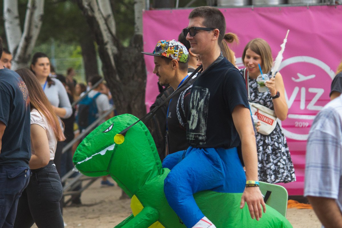 Гости изощрялись как могли 