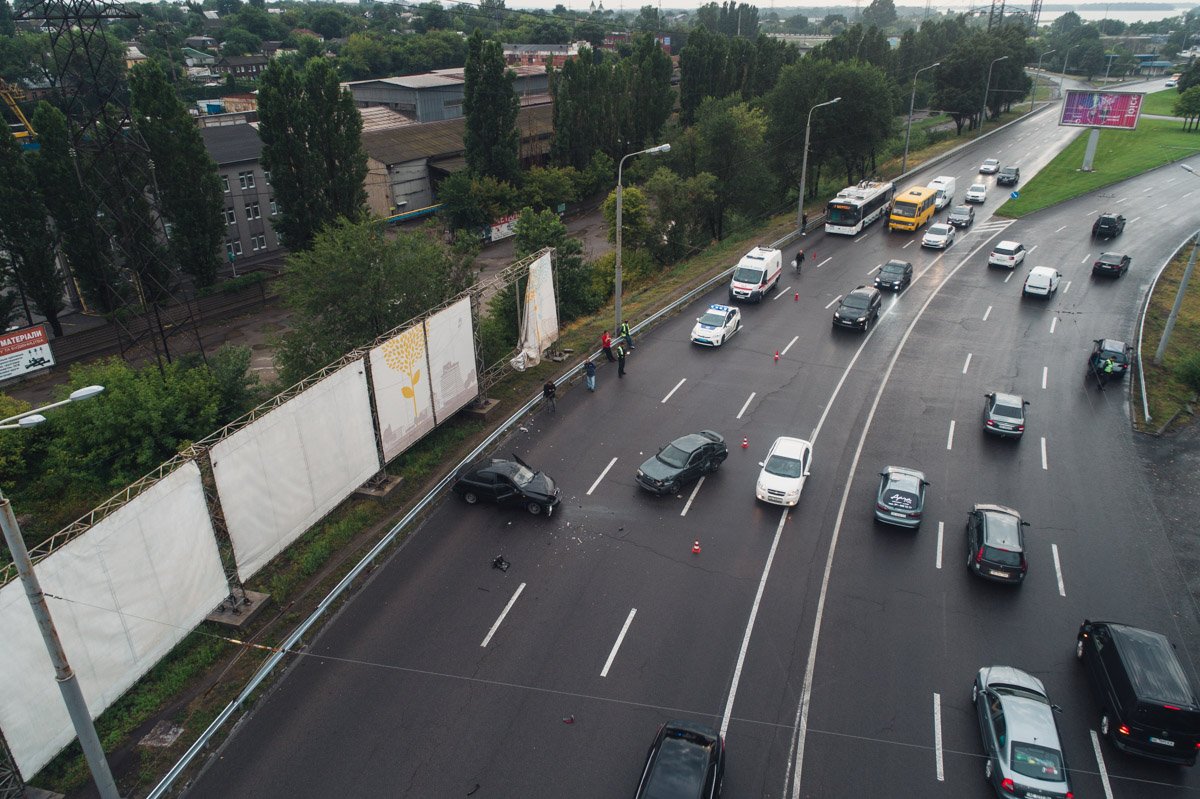 Прездной крайний левый ряд, как ехать в центр