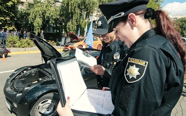 Ломиться в квартиры, проверять документы и "снимать с поездов": что на самом деле делает Нацгвардия в Днепре 4