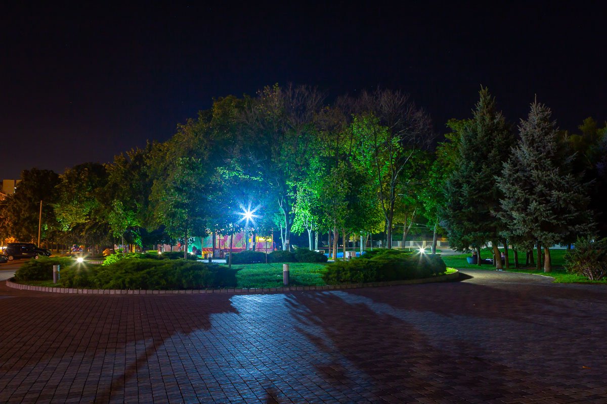 Любимое место жителей района ночью