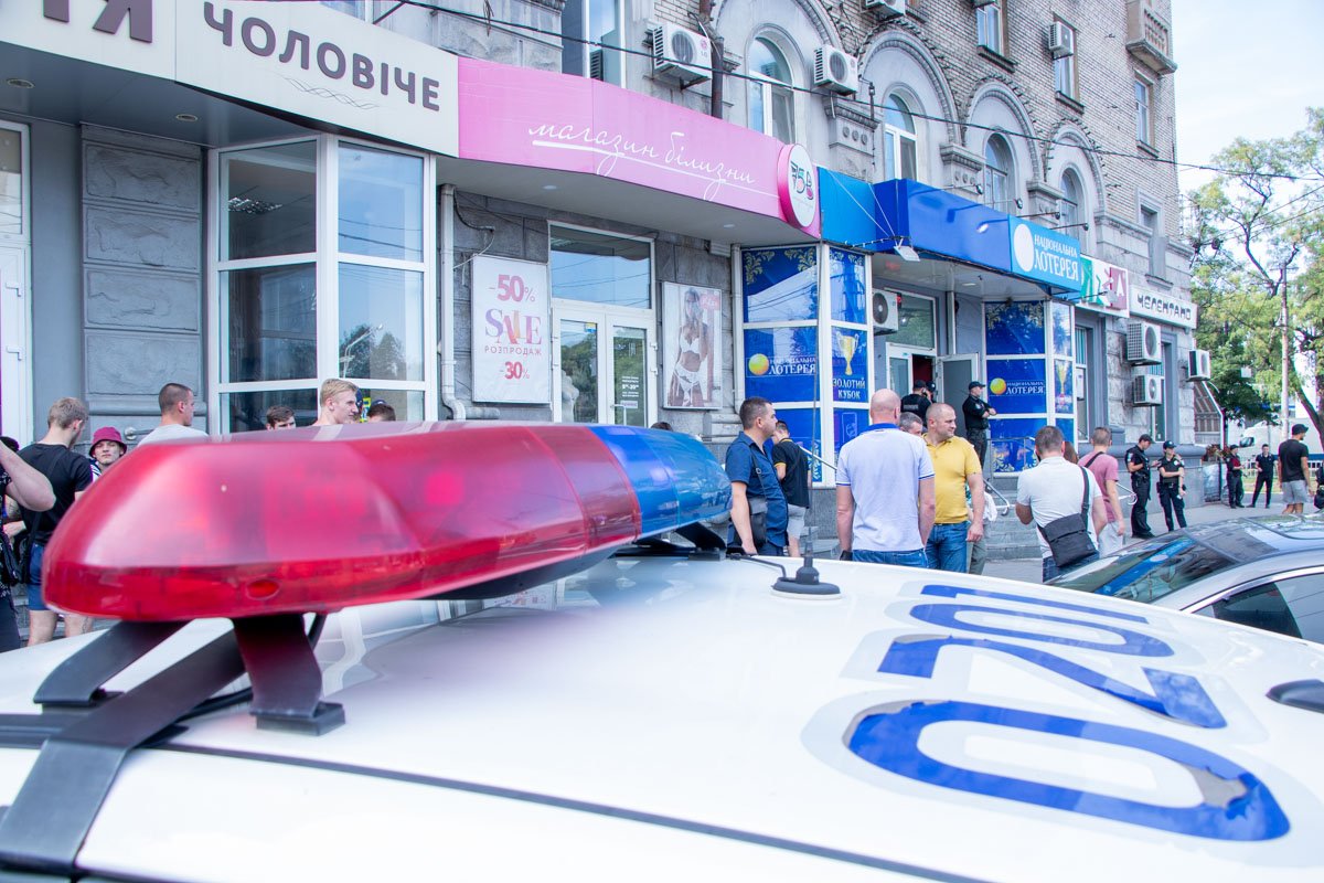 Инцидент произошел на перекрестке проспектов Пушкина и Поля Инцидент произошел на перекрестке проспектов Пушкина и Поля