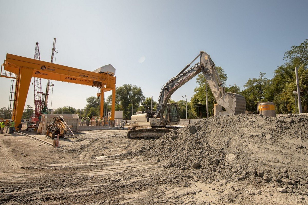 Строительство метро в Днепре не останавливается