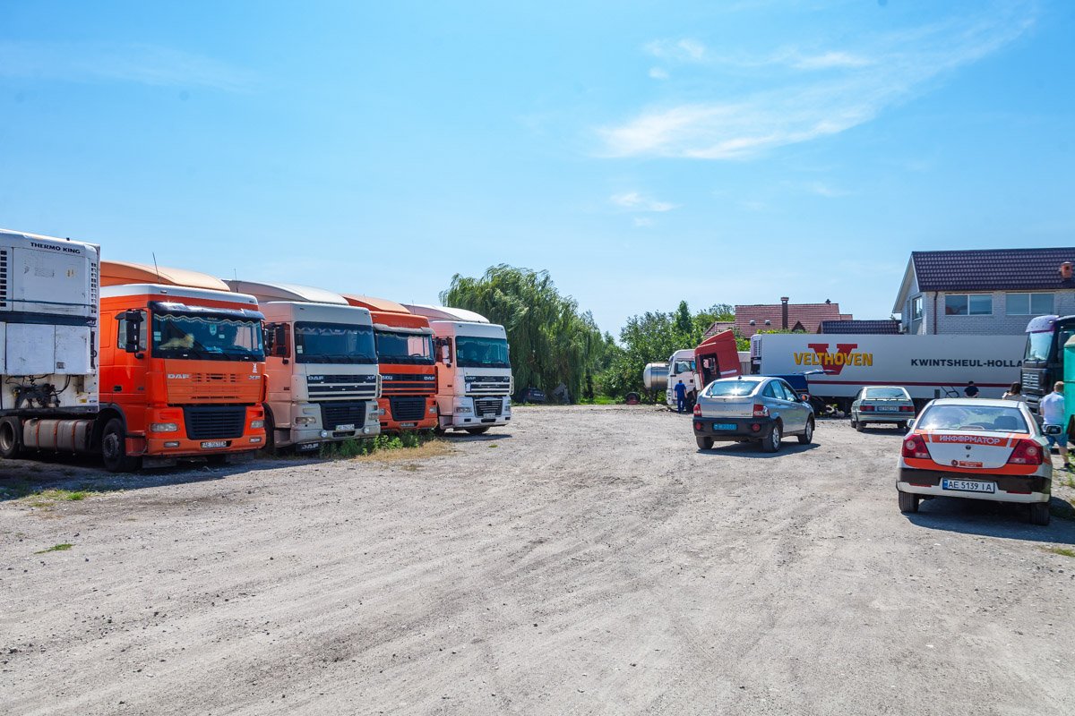 Медиков также вызвали на место, однако им оставалось лишь констатировать смерть мужчины