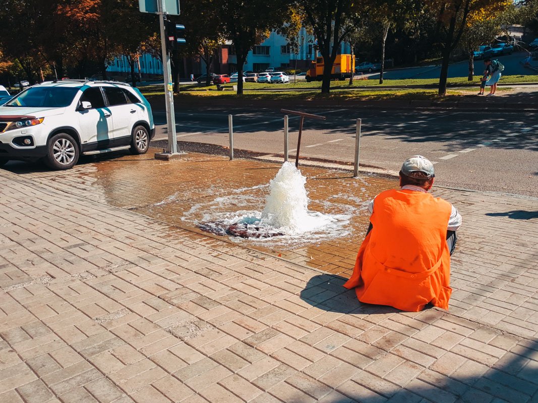 Можно смотреть вечно, как течет вода...