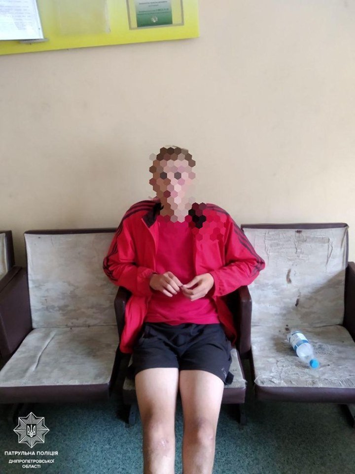 Молодого человека передали следователям Амур-Нижнеднепровского отделения полиции