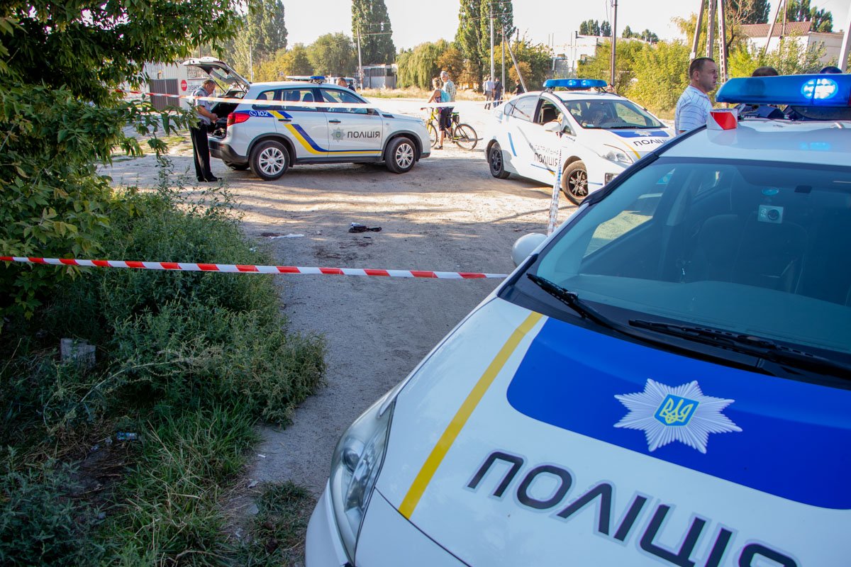 Состояние мужчины медики оценивают как средней степени тяжести Состояние мужчины медики оценивают как средней степени тяжести