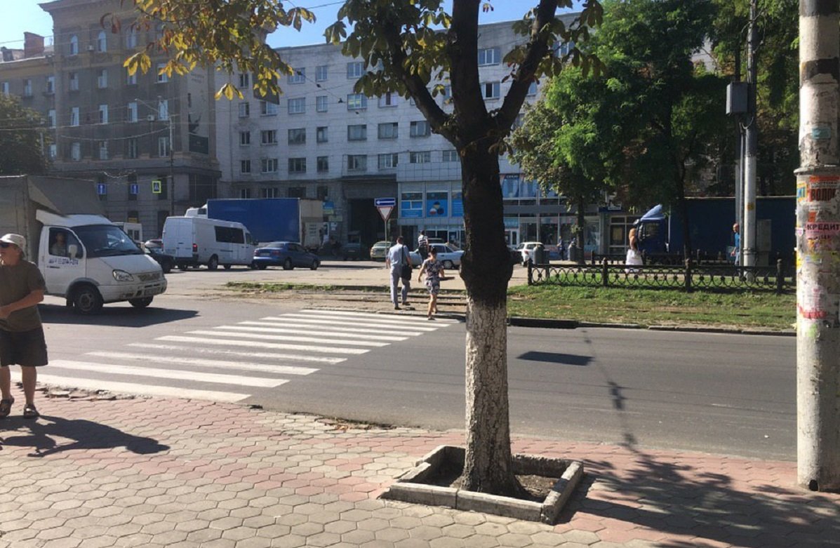 13 августа, в 9:10, в Днепре водитель ВАЗ сбил женщину