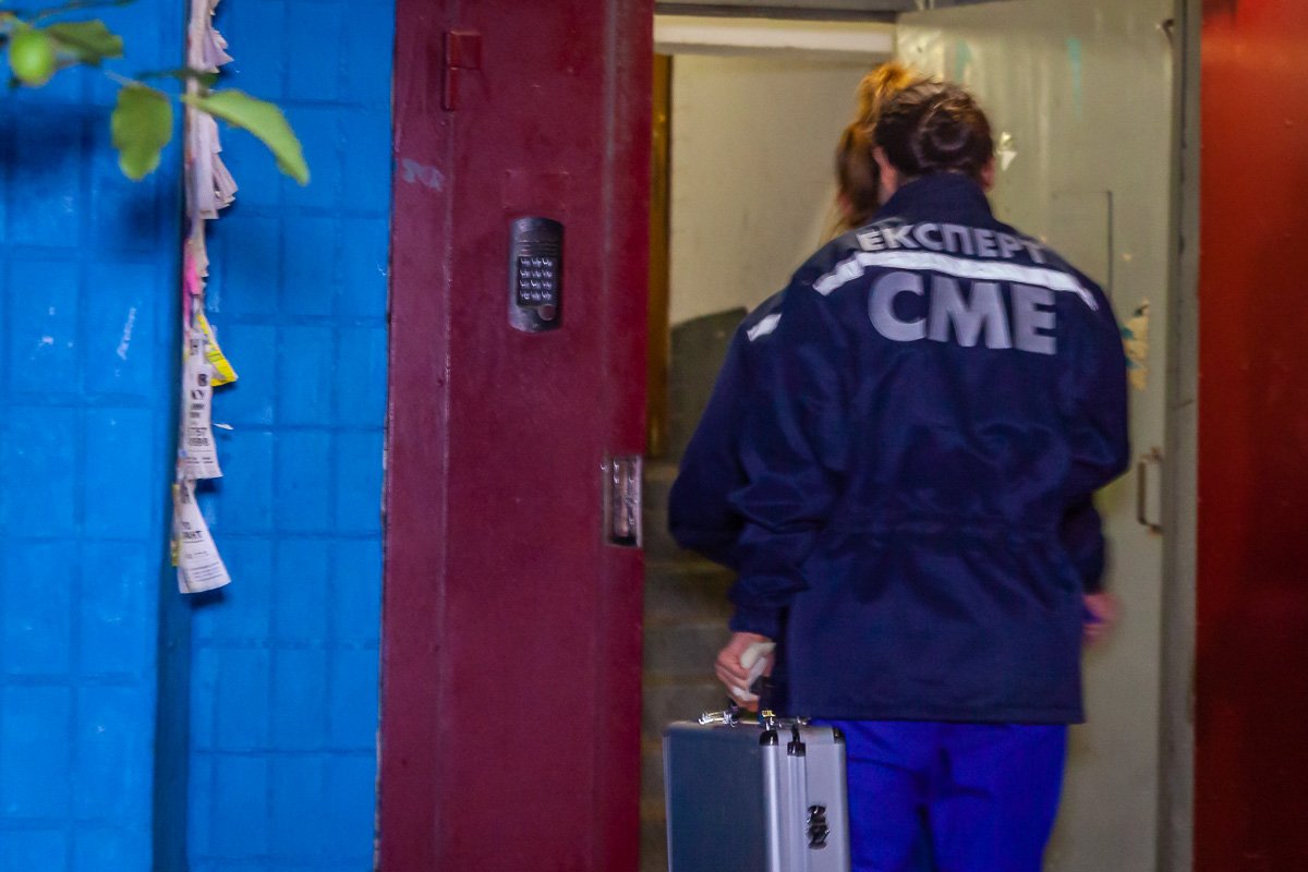 Работают судмедэксперты Работают судмедэксперты