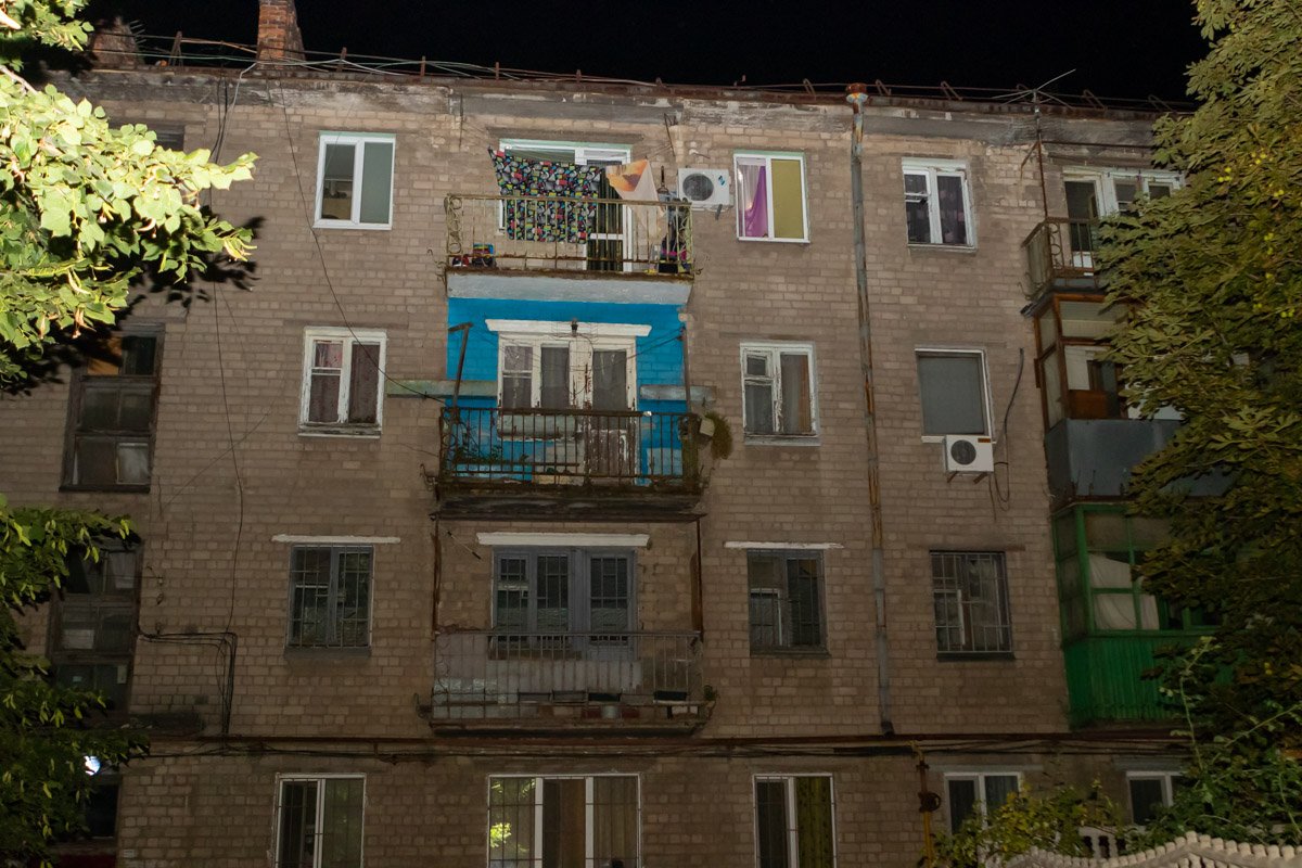 Соседи вызвали на место скорую